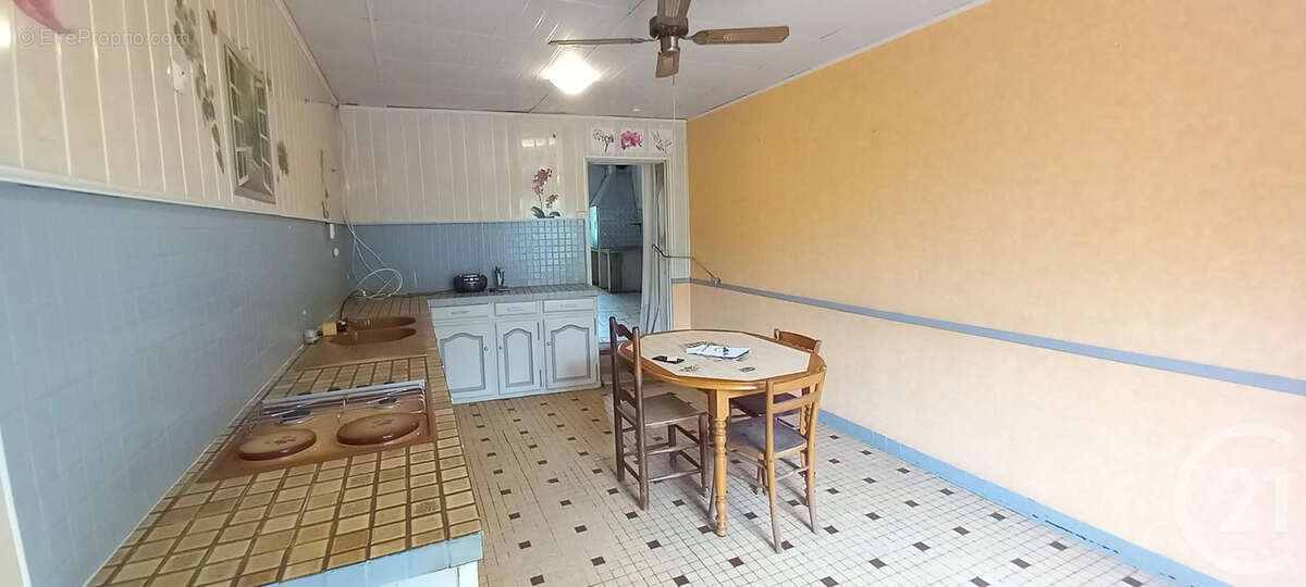 Maison à SABLONS