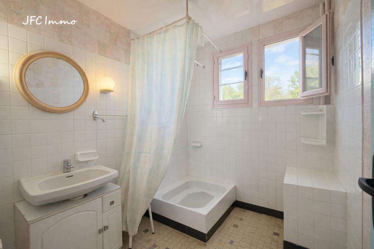 Maison 7 pièce(s) 92 m2 - photo 8