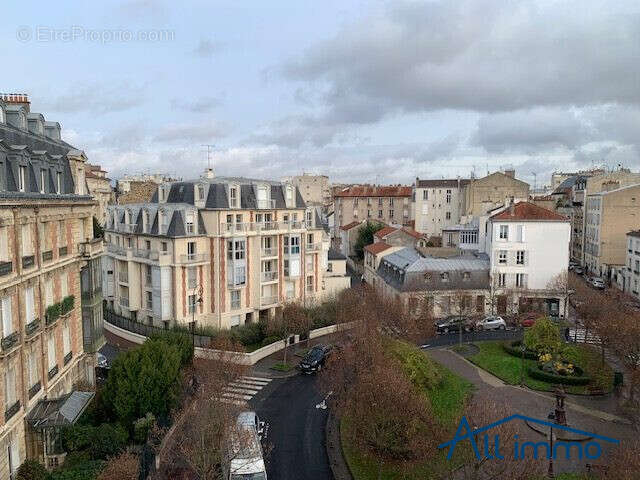 Appartement à CHARENTON-LE-PONT