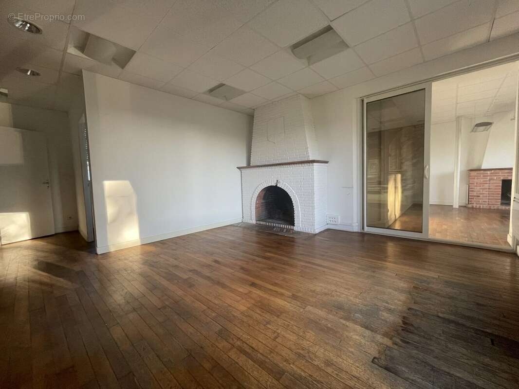 Maison 280 m² à Coulounieix-Chamiers  - photo 4