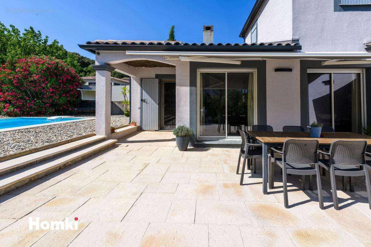 Villa 4 pièces de 100m² avec piscine piscine et garage sur Quissac - photo 4