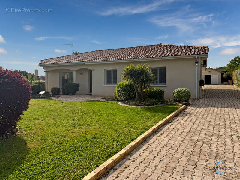 Maison à BARCELONNE-DU-GERS