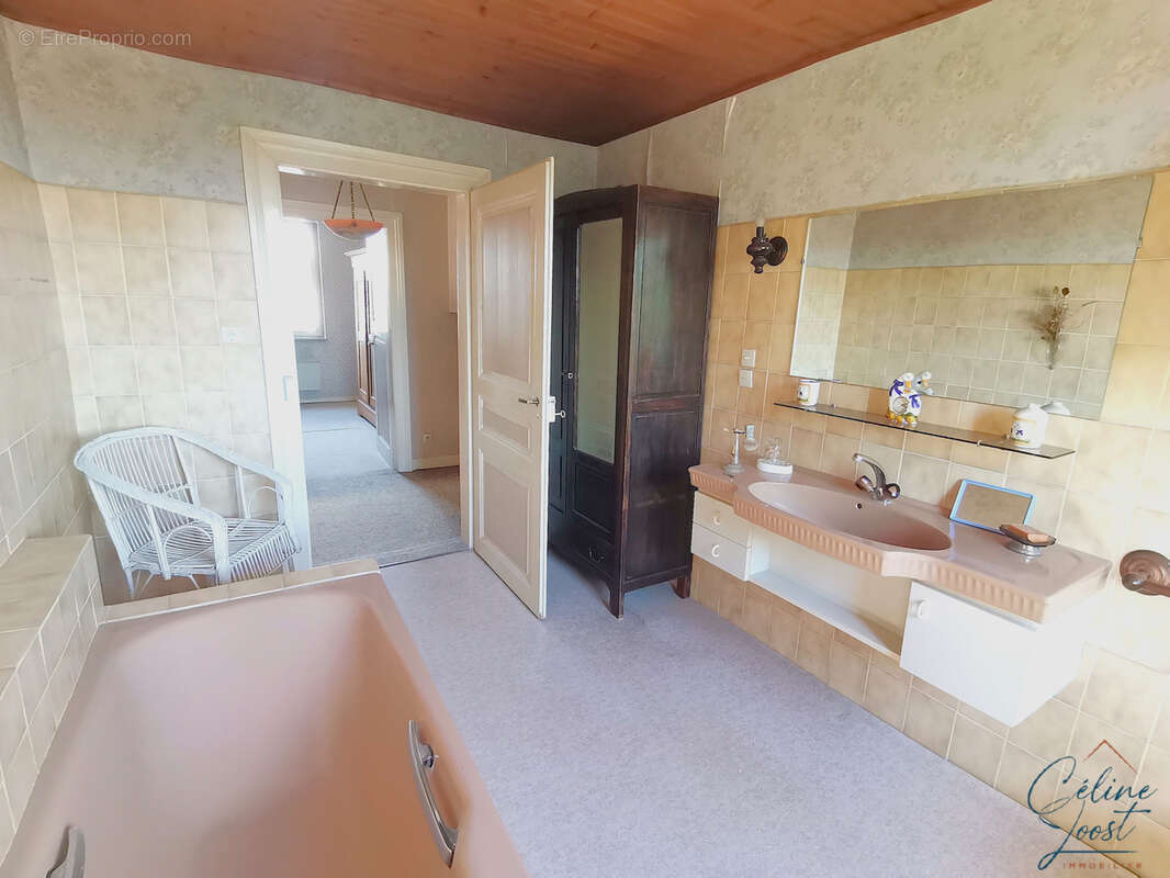 EXCLUSIF - Maison individuelle de 151 m2 hab. avec dépendances sur 11,24 ares entièrement constructibles ! - photo 12