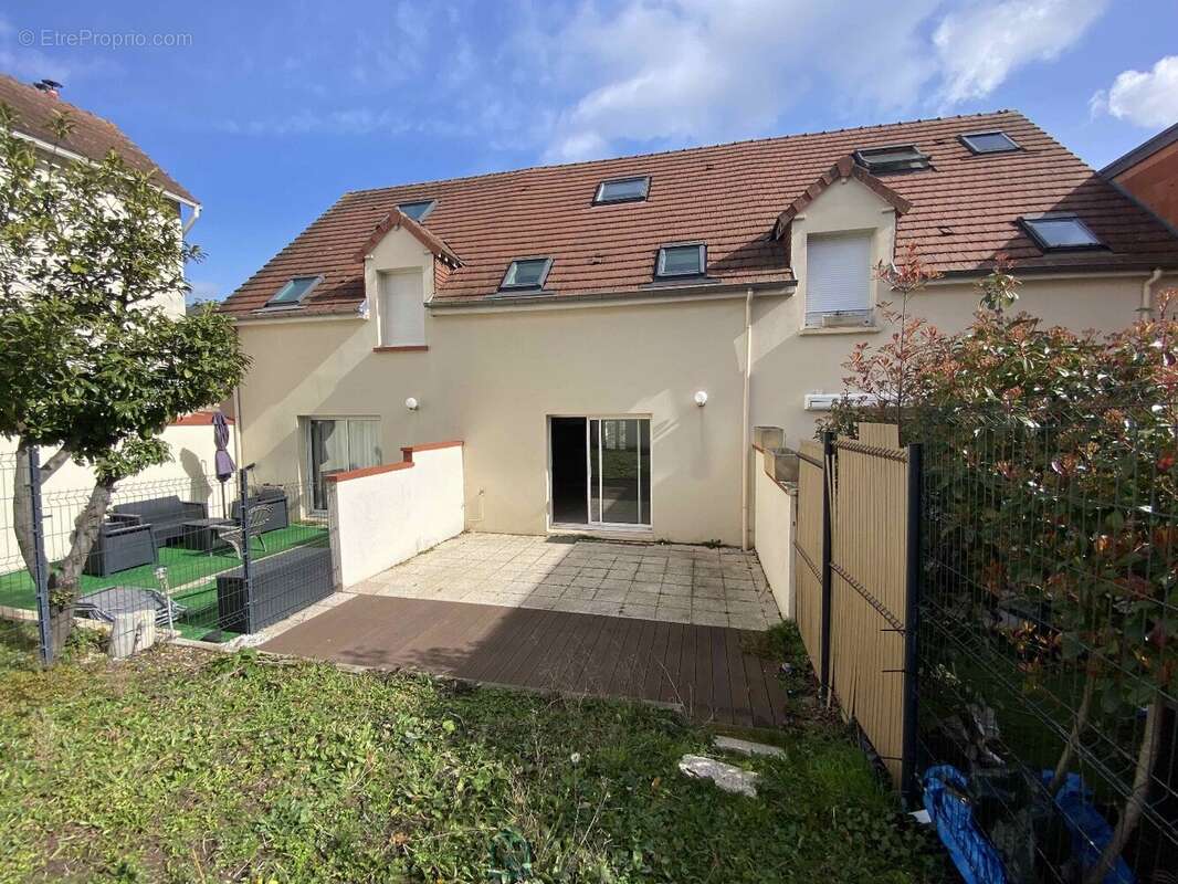 Maison à MANTES-LA-VILLE