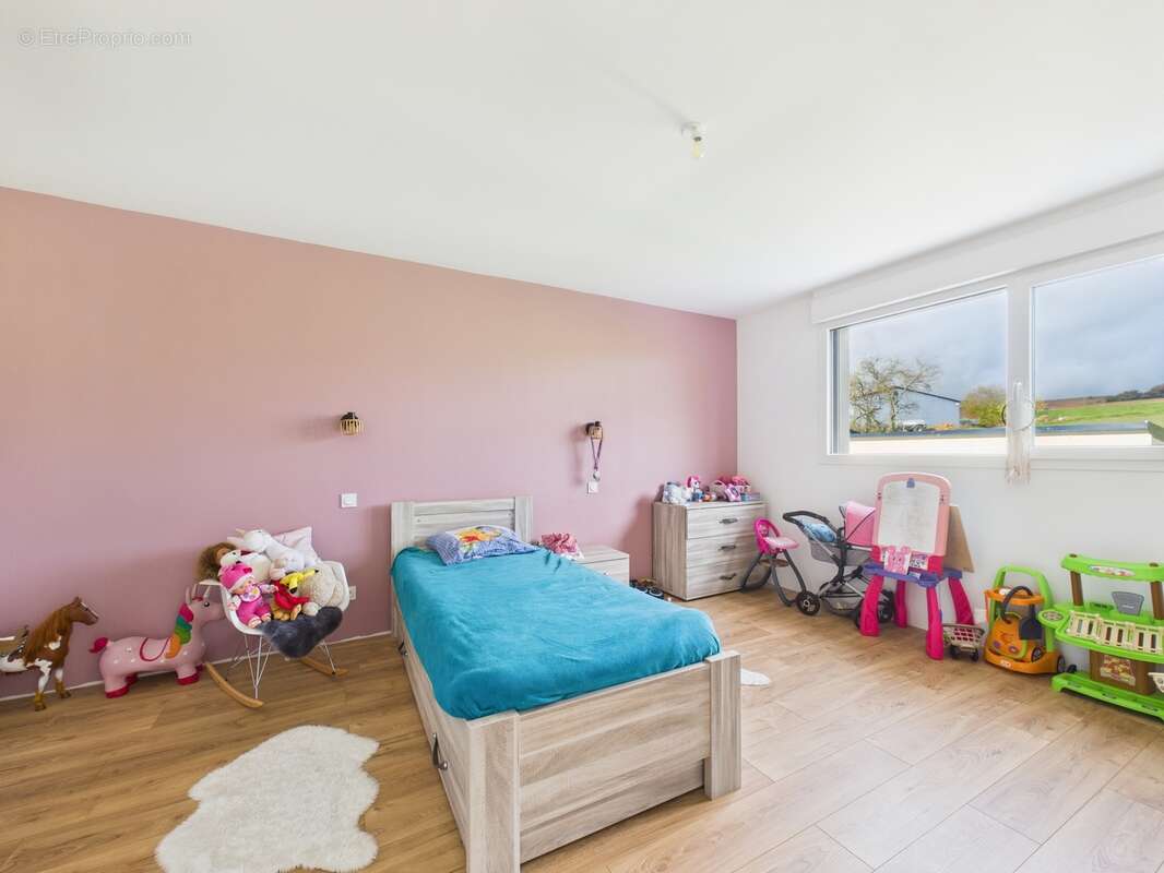 Maison à CHARLEVILLE-MEZIERES