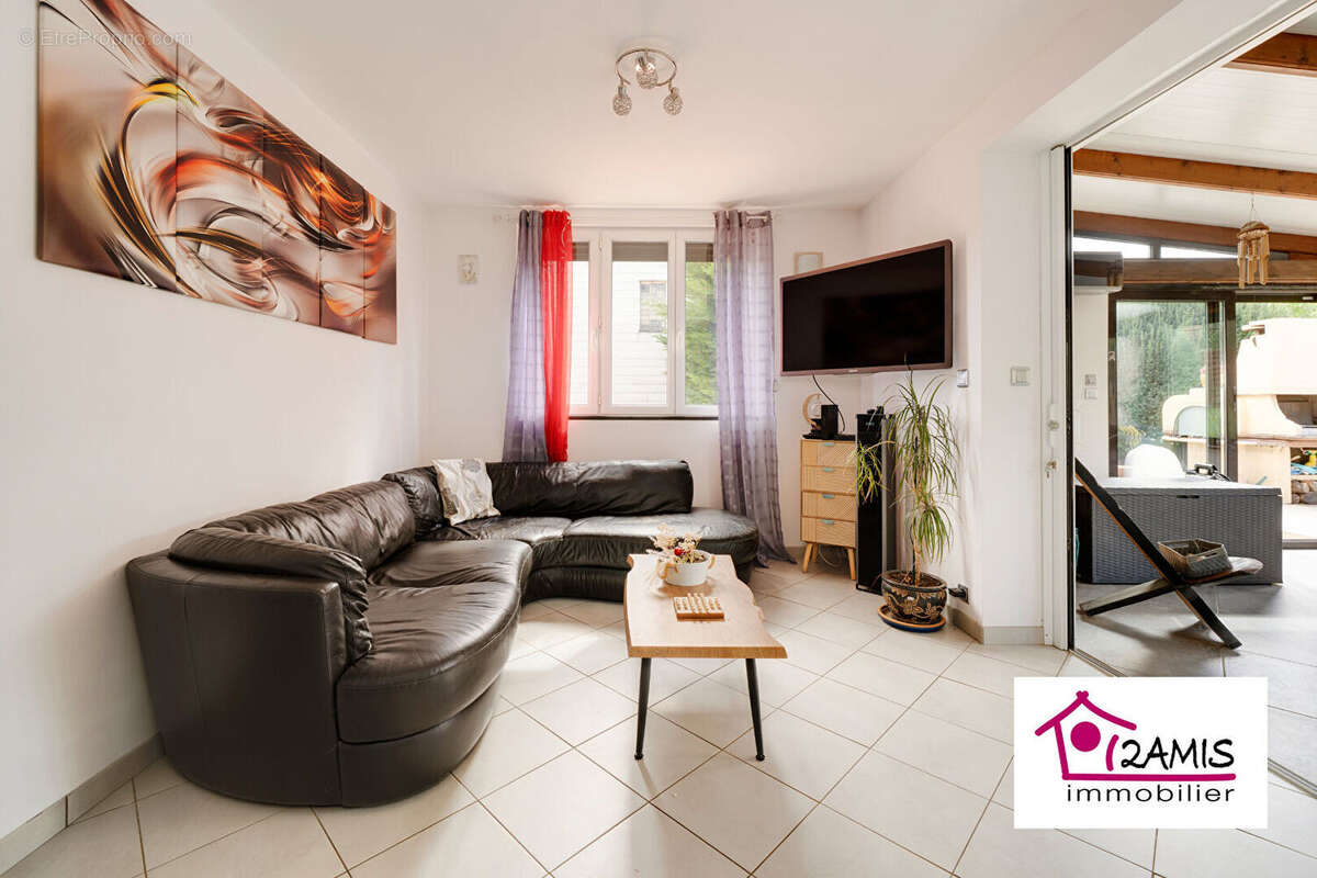 Maison à BOUXIERES-AUX-CHENES