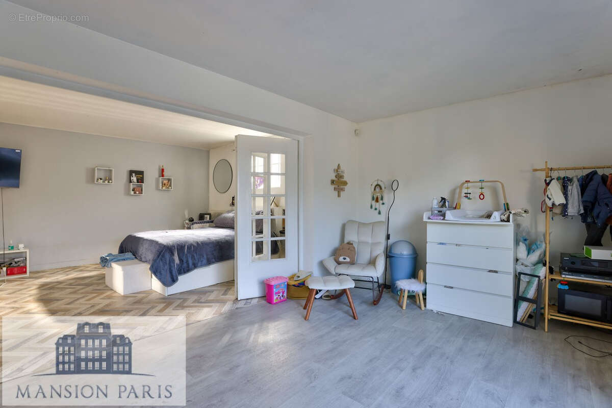 Maison à CHAMPIGNY-SUR-MARNE