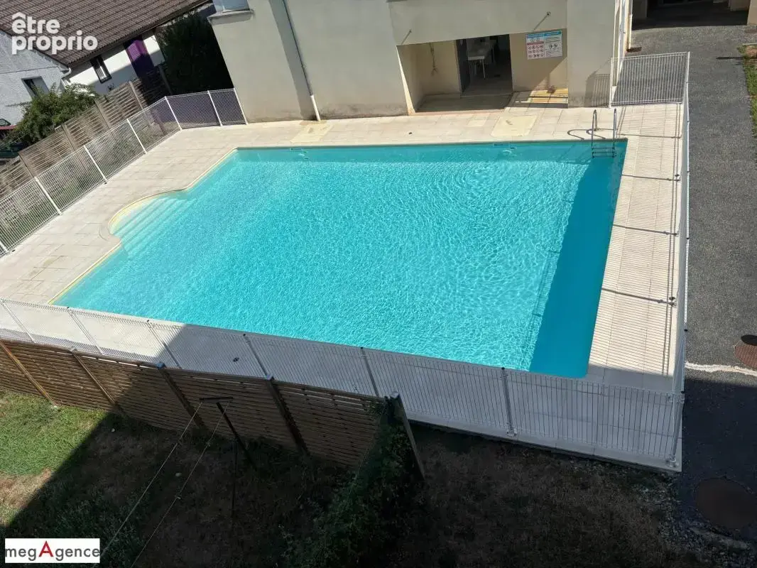 Appartement T3 avec balcon - Parking souterrain et piscine - photo 14