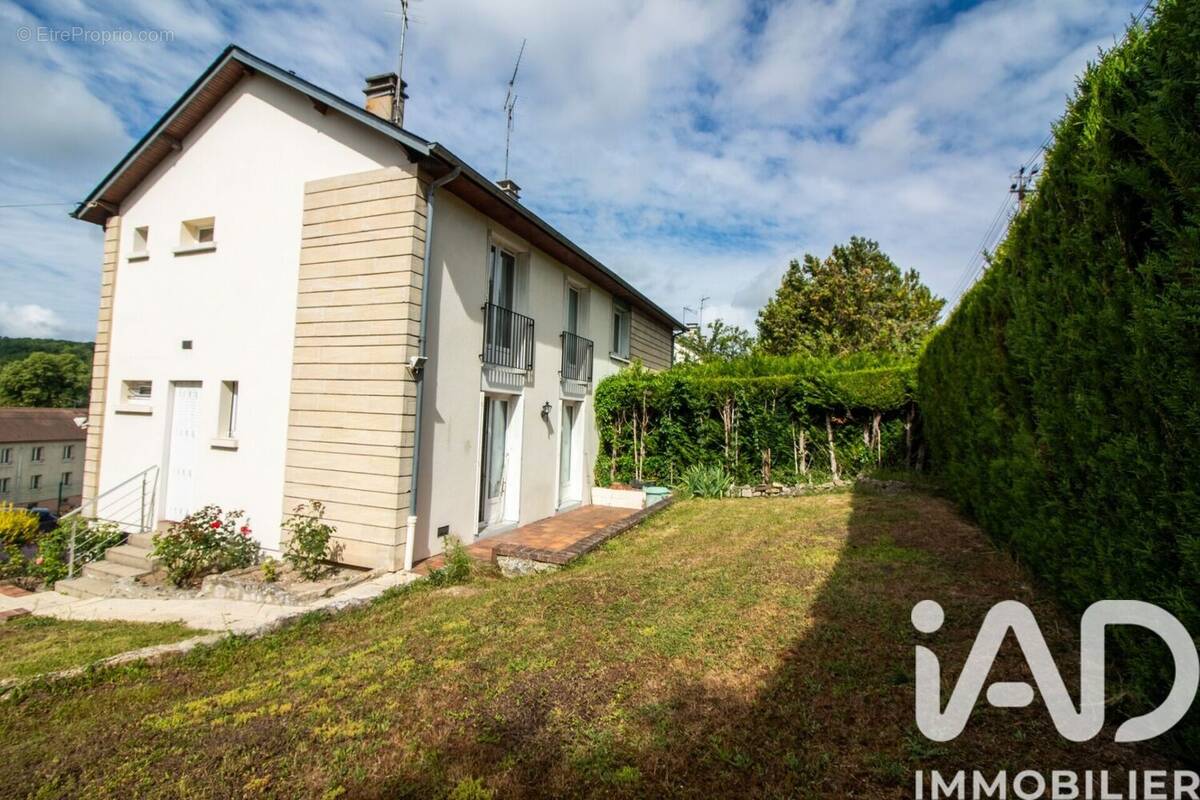 Photo 1 - Maison à BEYNES