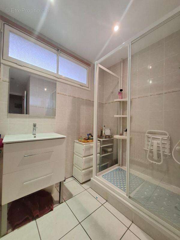 Appartement à VENISSIEUX