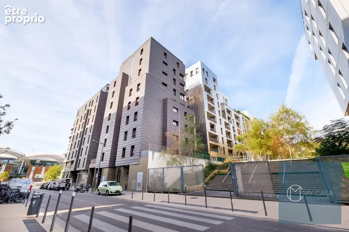 T2 Confluence avec grand jardin - 53m2 - photo 11