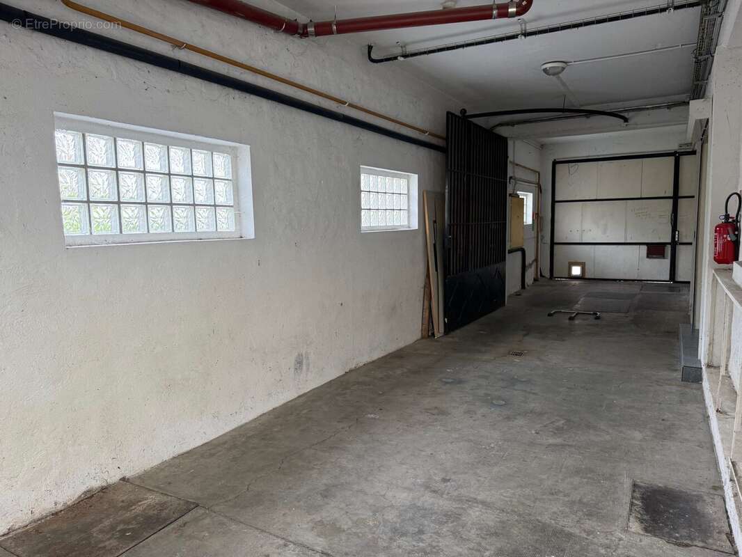 Cour Commune int. = patio partie avant - Appartement à BISCHHEIM