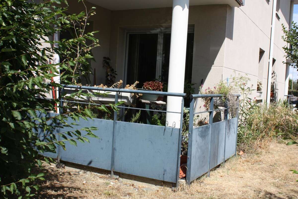 Appartement à CAZERES