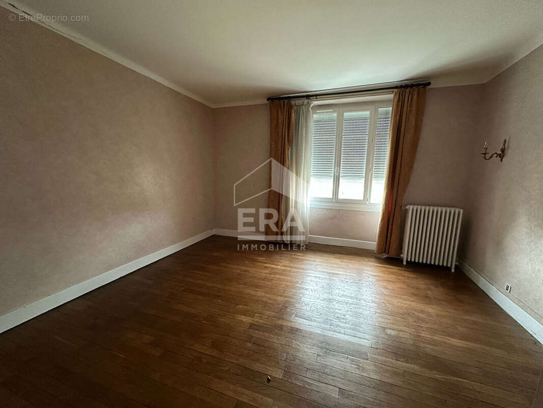 Maison à SAINT-MAUR