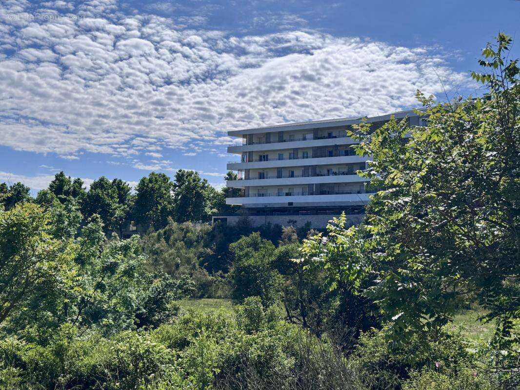 Appartement à MARSEILLE-15E