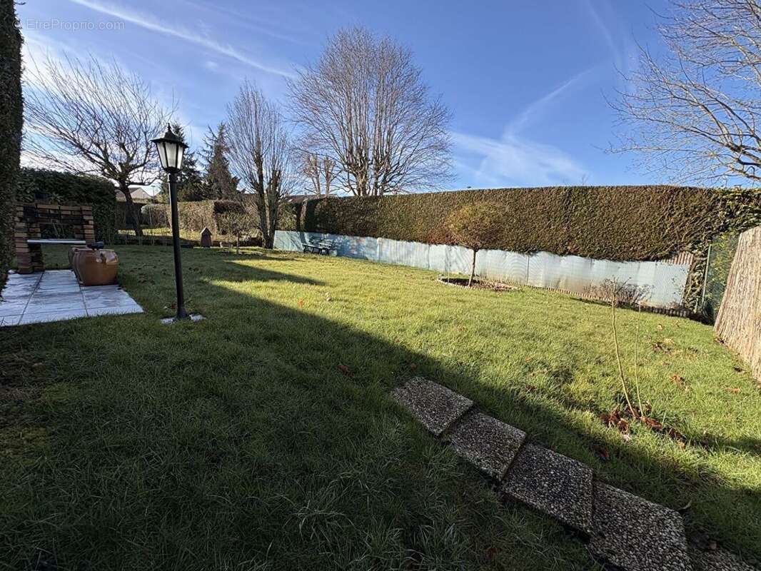 58473805h.jpg - Maison à MERU