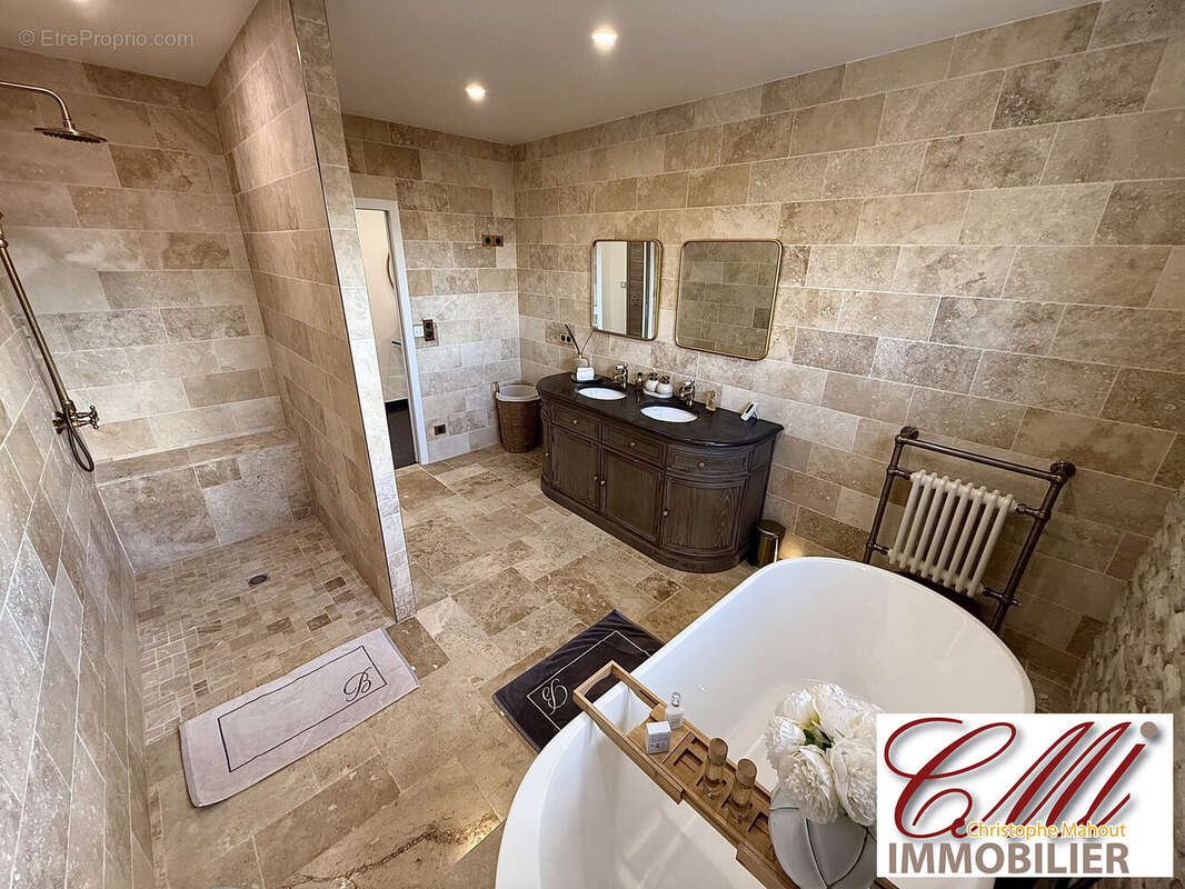 Maison 165 m² à Frignicourt  - photo 5