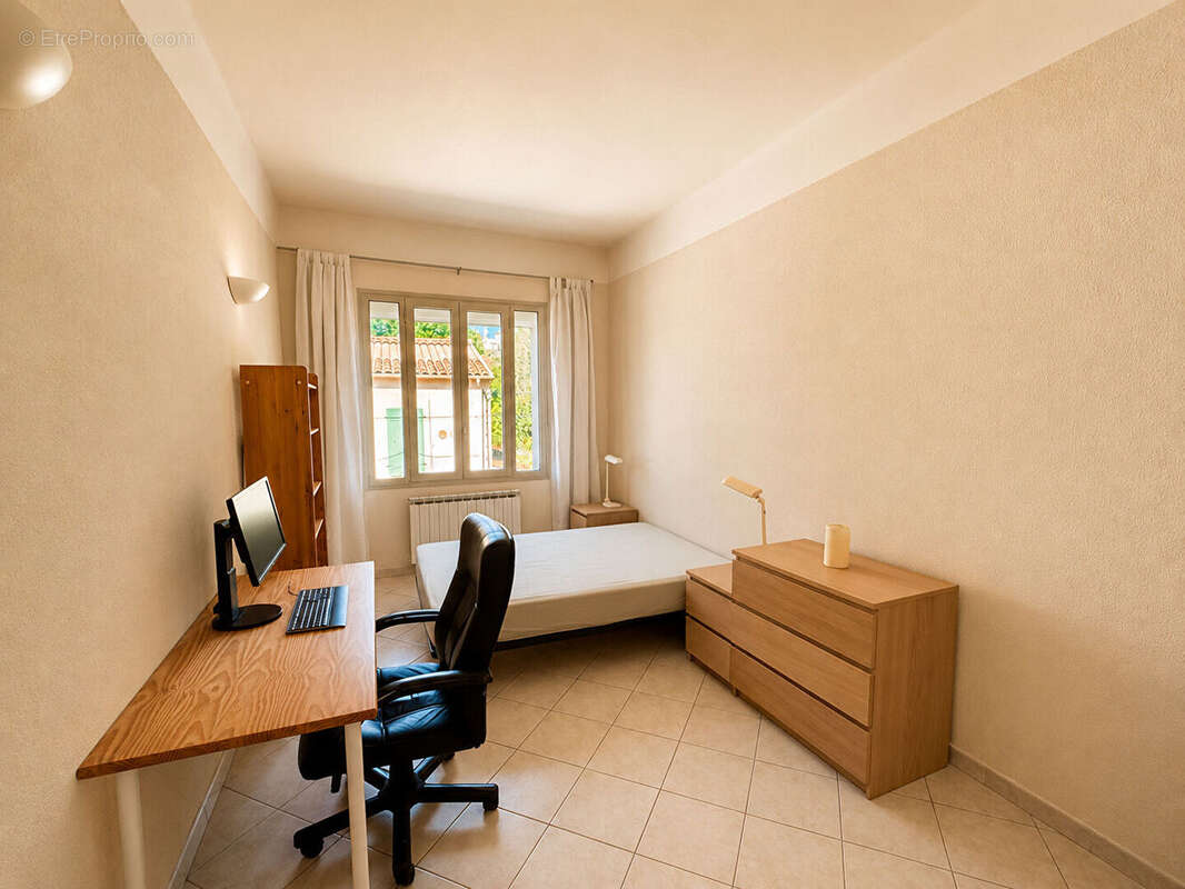 Appartement à MARSEILLE-10E
