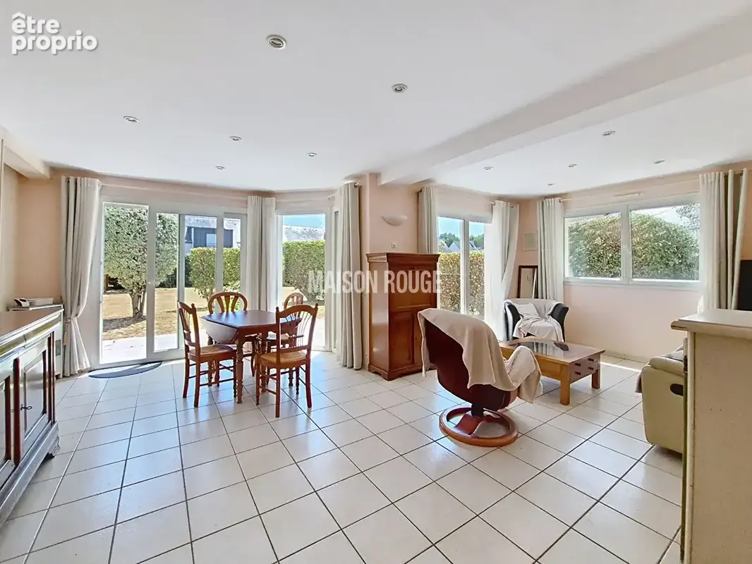 Maison lumineuse avec vie de plain-pied, jardin arboré et terrasse plein sud ? Golfe du Morbihan - photo 3