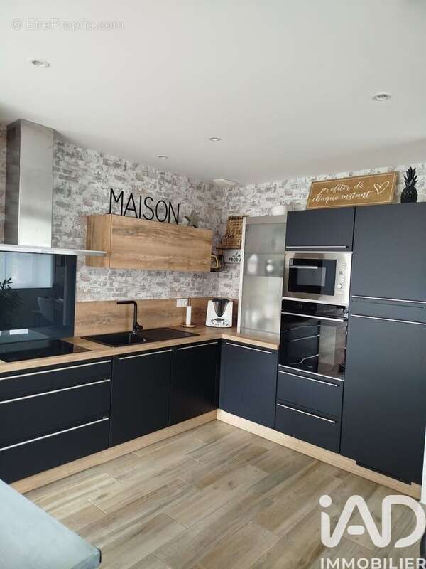Maison 96 m² à Les Herbiers  - photo 9