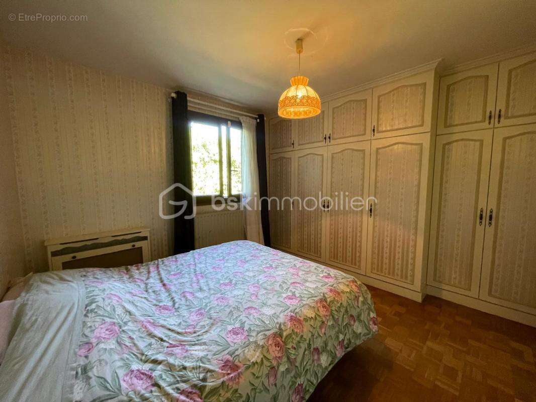 Maison à BRIARRES-SUR-ESSONNE