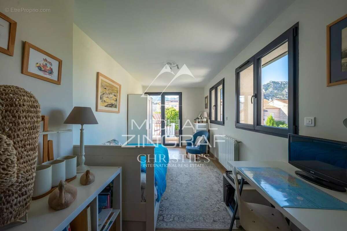 Maison à MARSEILLE-8E