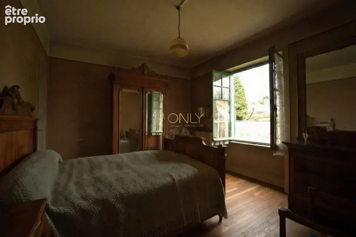 Neuville-sur-Saône, Maison à rénover, 5 chambres - photo 8