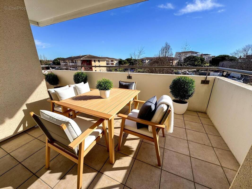   - Appartement à SEILH