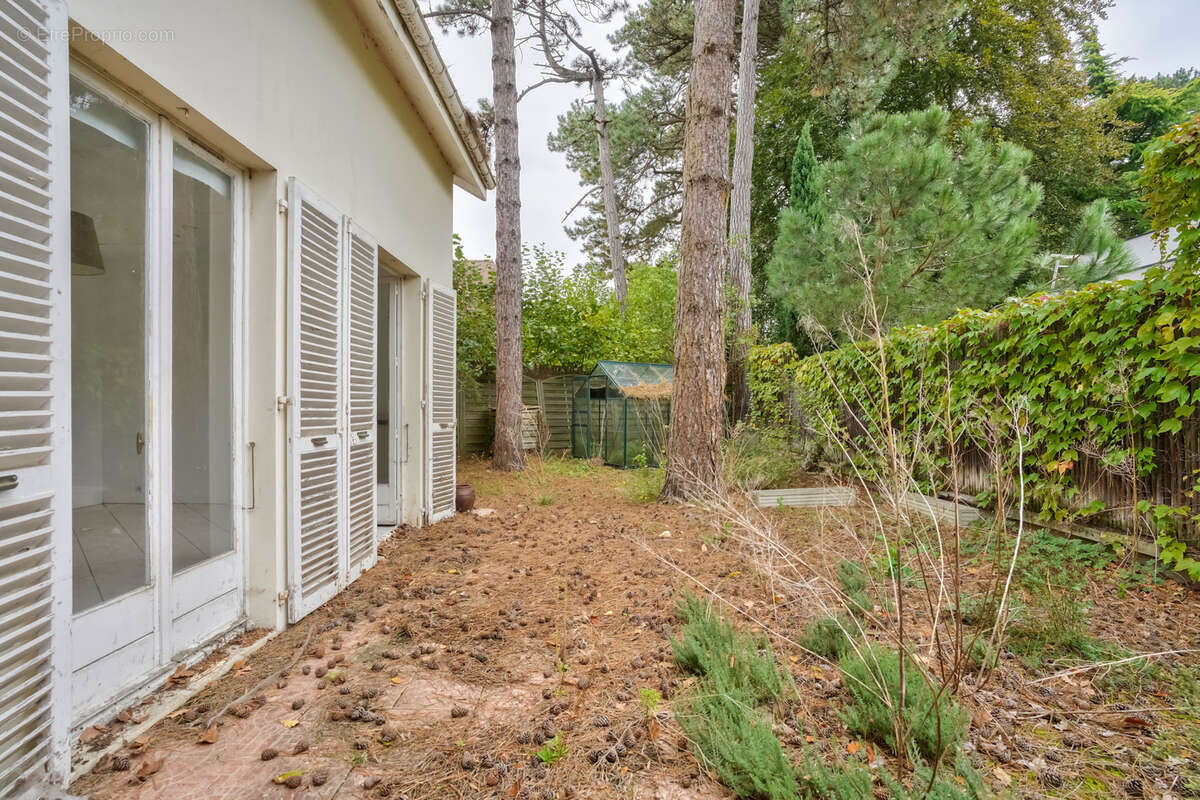 Maison à LE VESINET