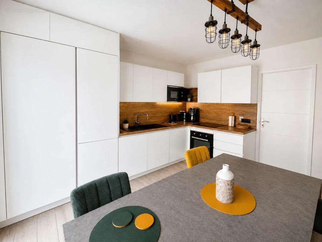 Maison de 4 pièces de 95 m² à Crémieu - photo 5