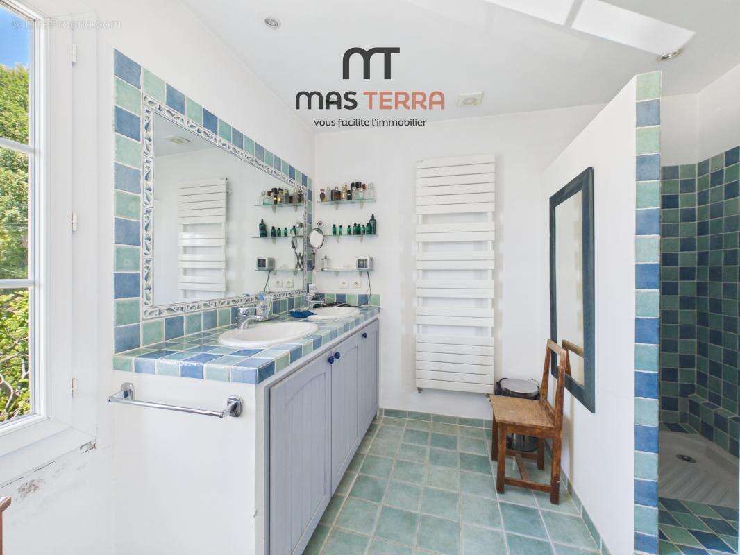 Maison 247 m² à Chateauneuf-Grasse  - photo 12