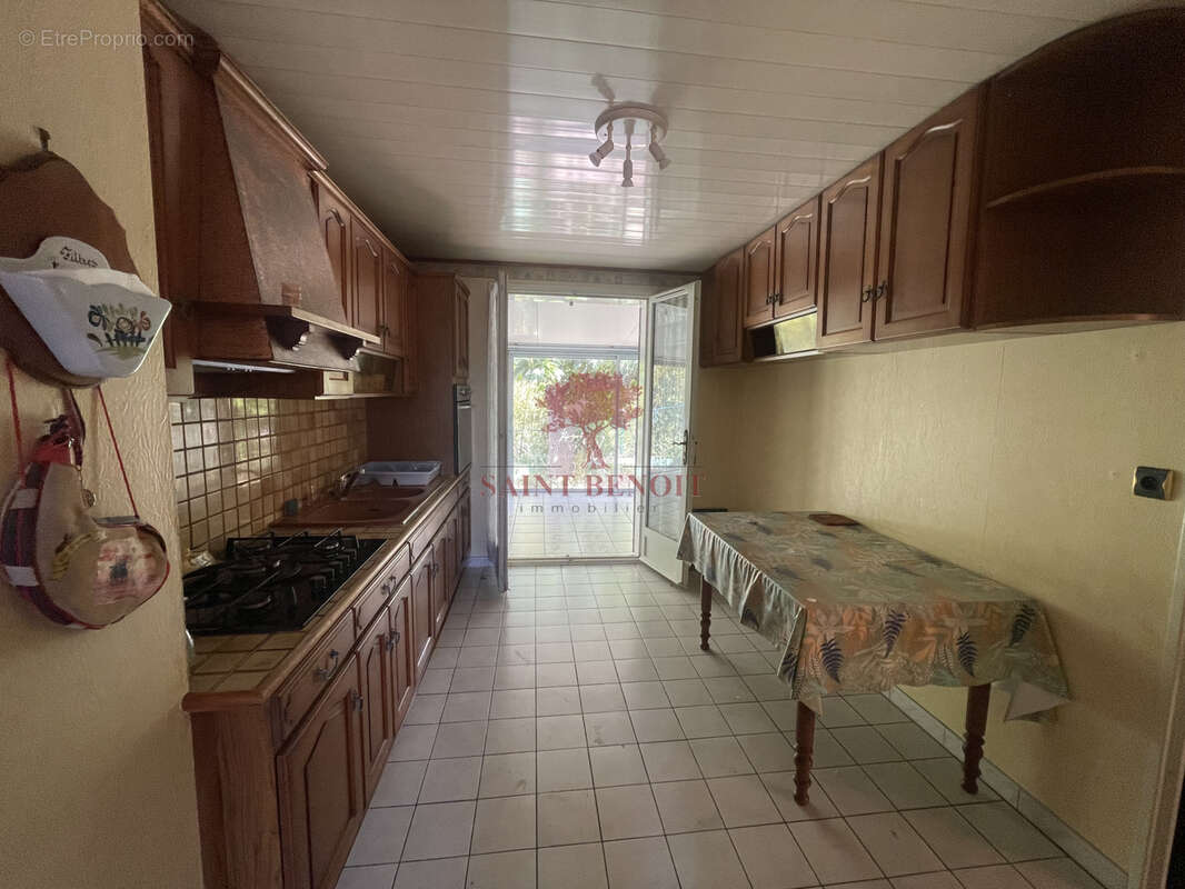 Villa de plain pieds de 121m2 de type t3 avec un bureau et un sous sol de 96m2 - photo 5