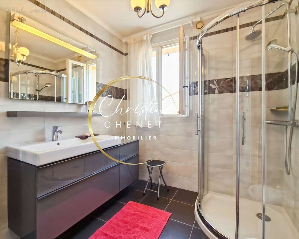 Maison familiale 136 m² avec jardin – 4 chambres – Grand garage. Au calme - photo 20