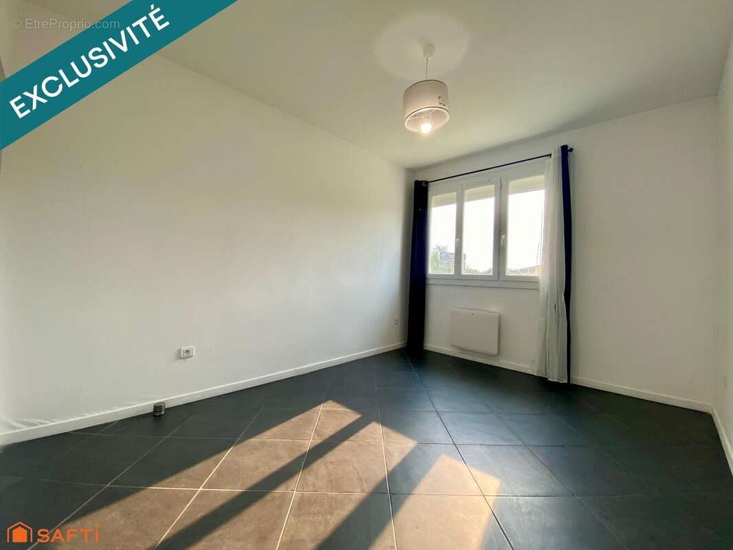 Maison 120 m² à Pinel-Hauterive  - photo 7