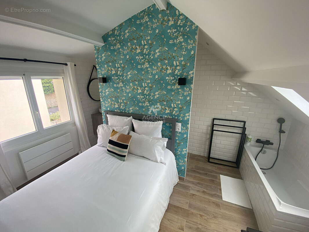 Appartement à AUVERS-SUR-OISE