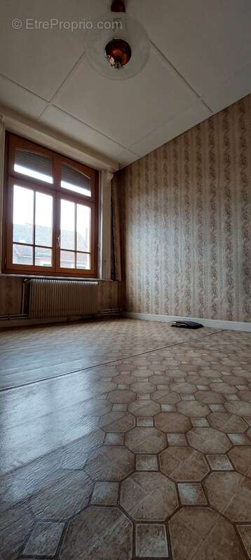 Maison à BRUAY-LA-BUISSIERE