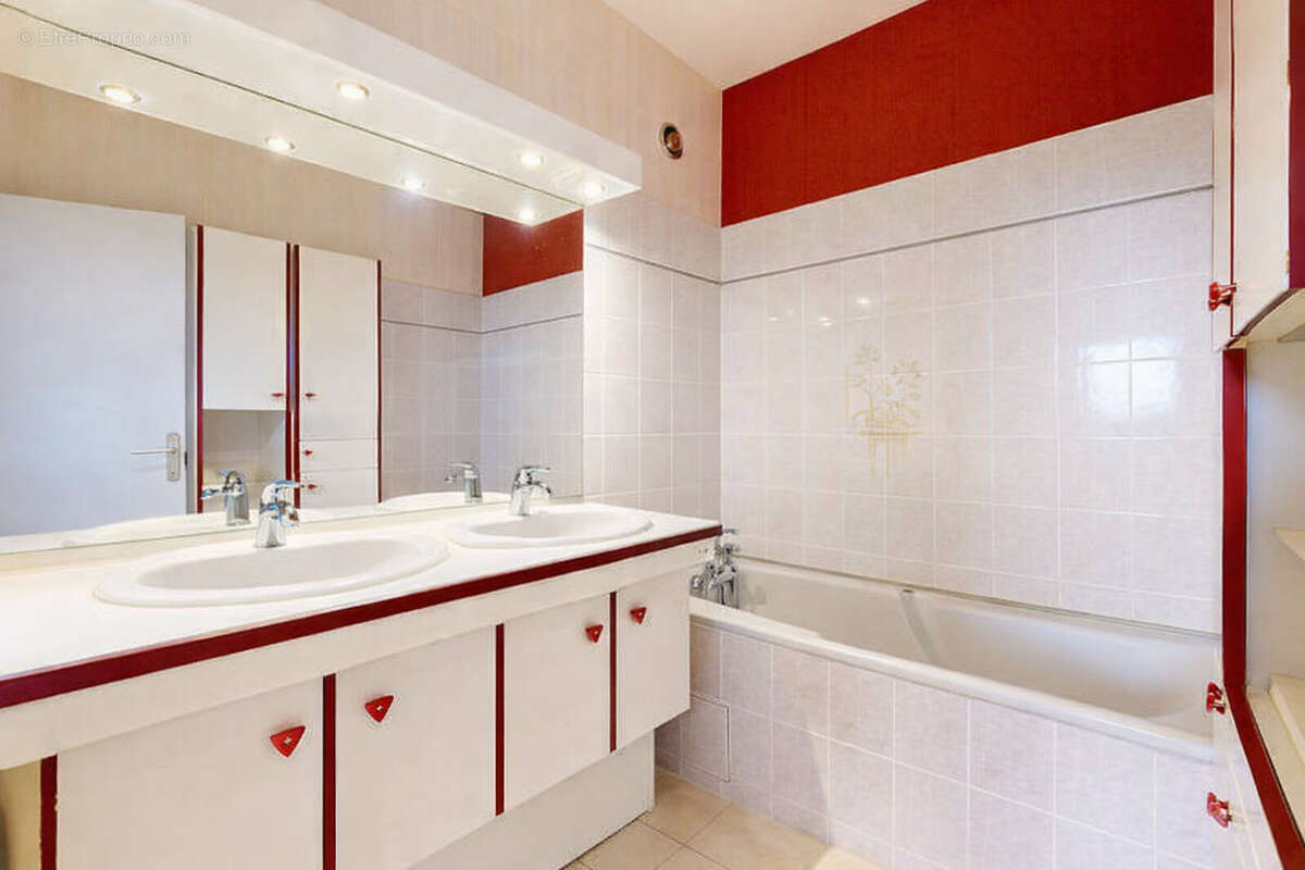 Appartement à CORBAS