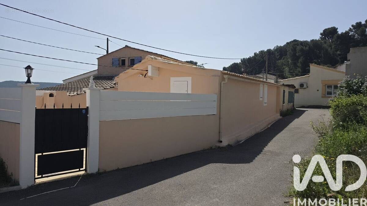 Photo 1 - Maison à ISTRES