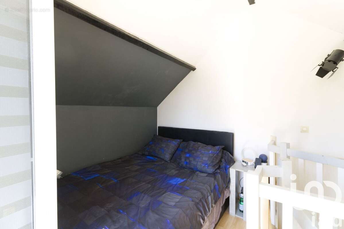 Photo 9 - Appartement à QUINCY-VOISINS