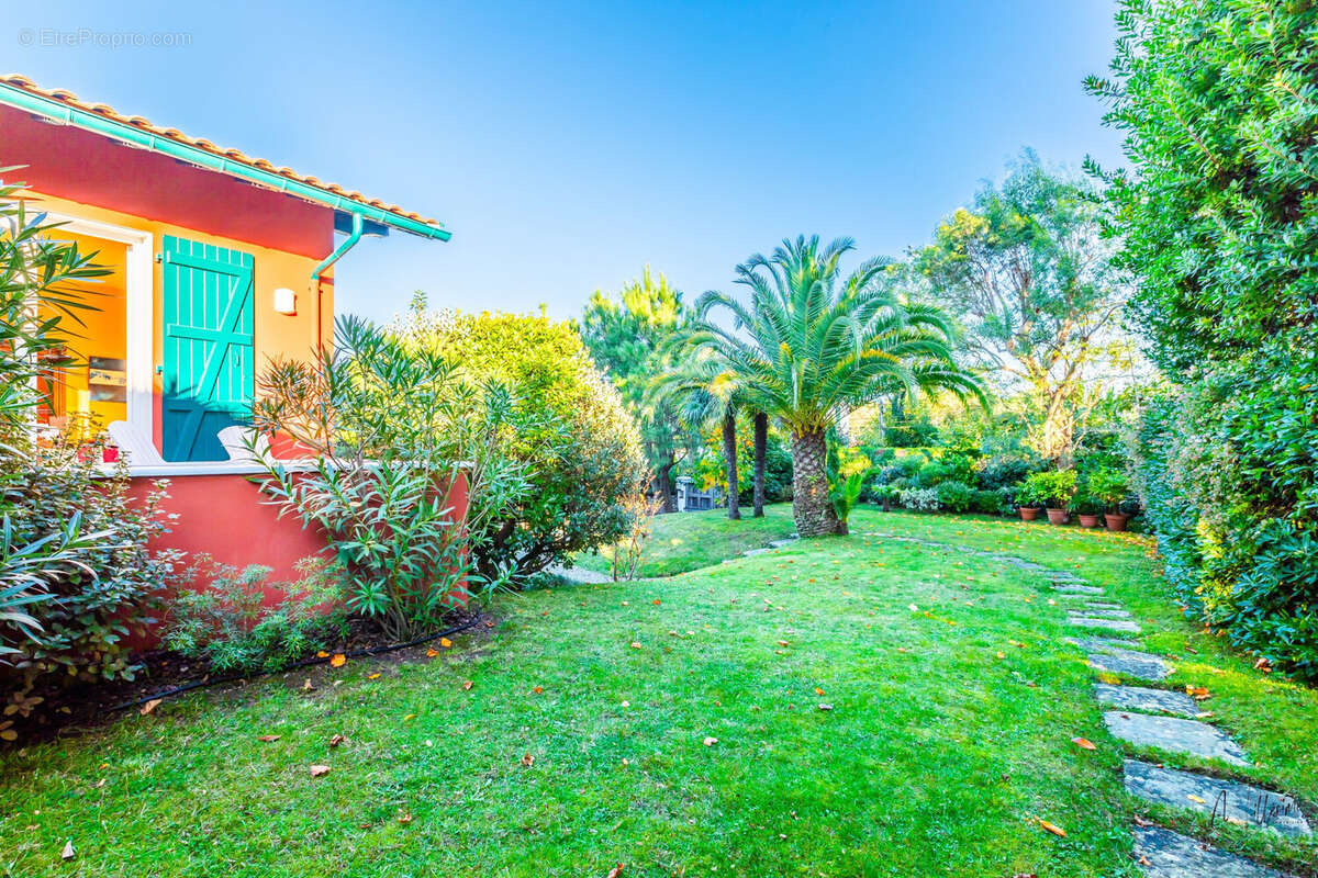 Maison 220 m² à Biarritz  - photo 2