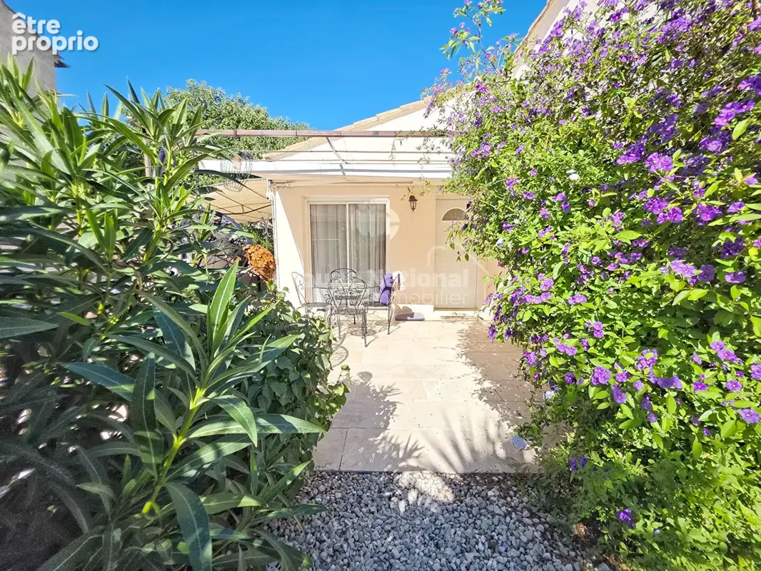 Maison contemporaine à vendre à Saint-Chamas, 4 pièces, piscine, proche commodités - photo 3