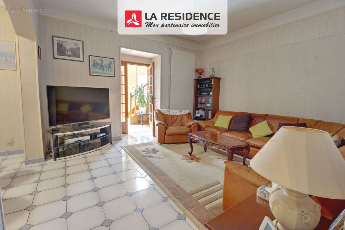 Maison 140 m² à Le Chesnay  - photo 6