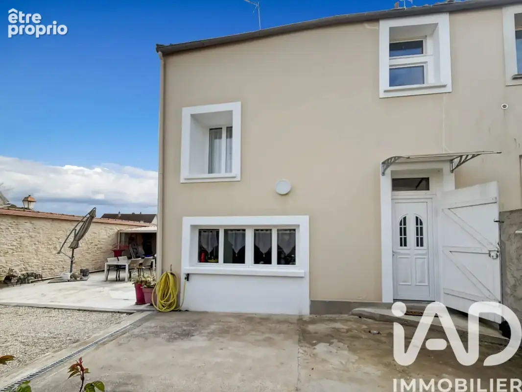 Photo 1 - Maison à CHAMPEAUX
