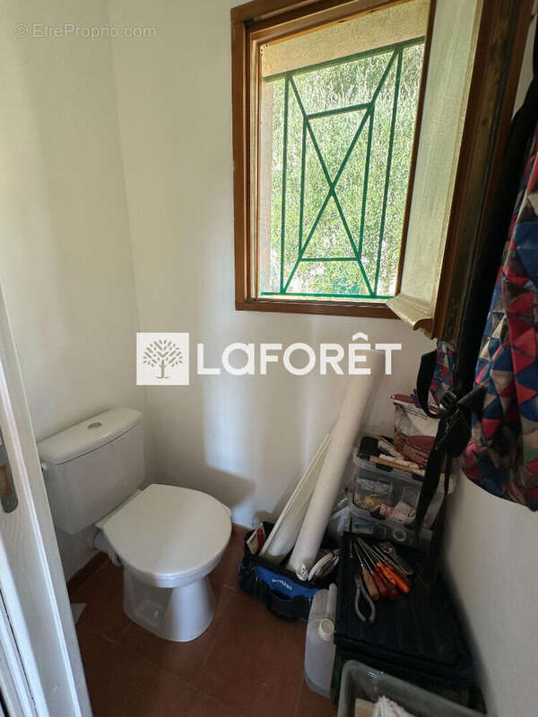 Appartement à SAINT-LAURENT-DU-VAR