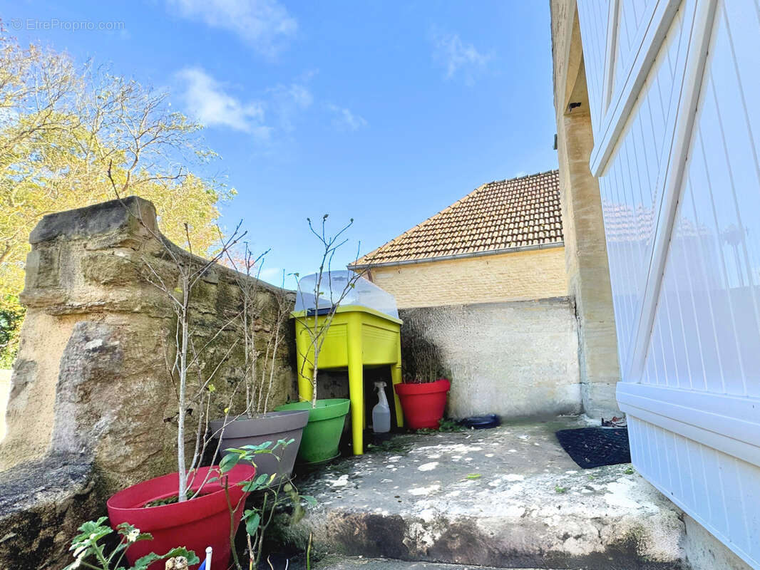 Maison à BENY-SUR-MER