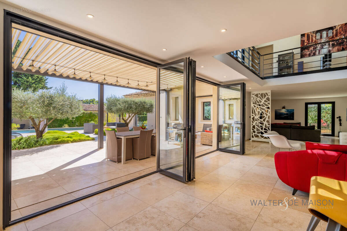 Maison à MAUSSANE-LES-ALPILLES