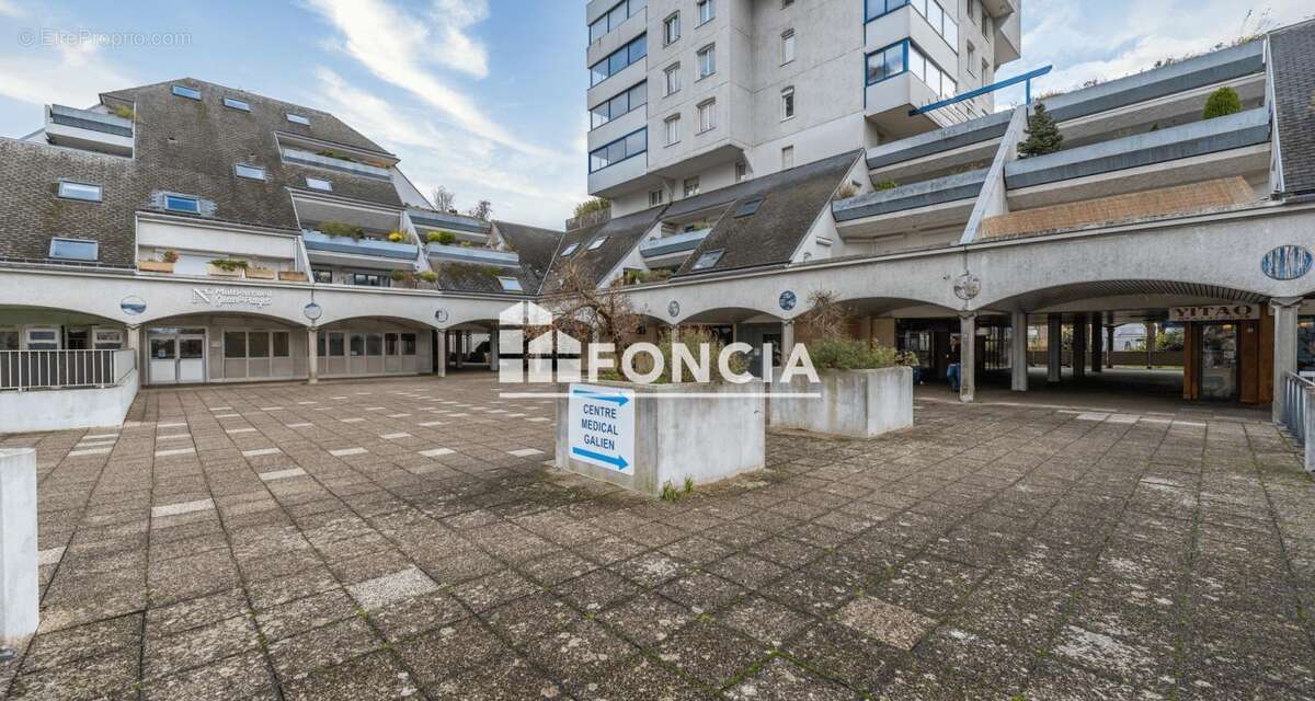 Commerce à NOISY-LE-GRAND