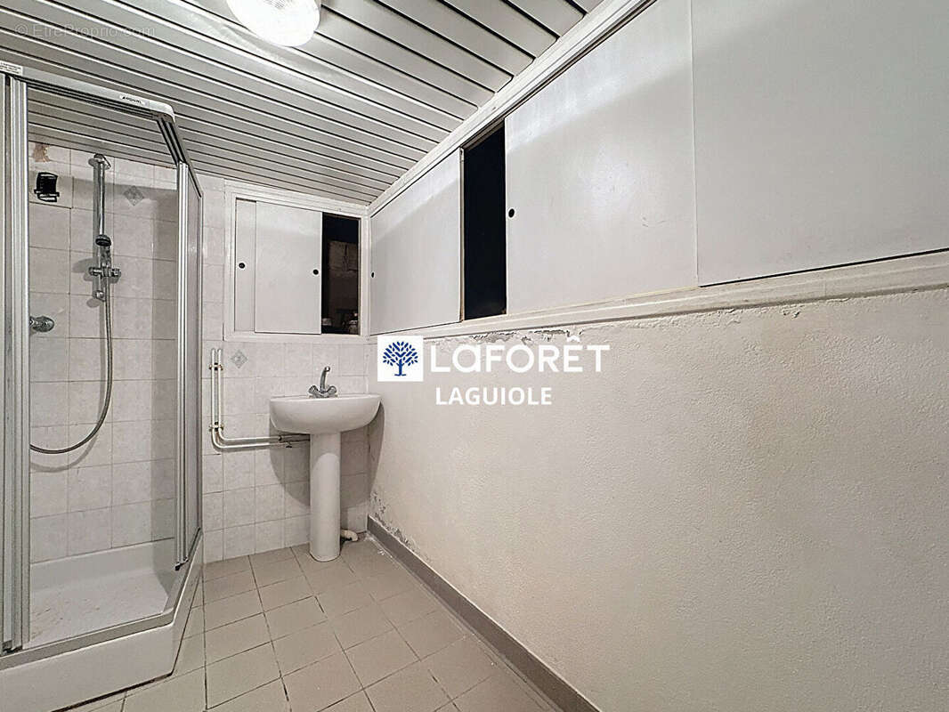 Appartement à MUR-DE-BARREZ