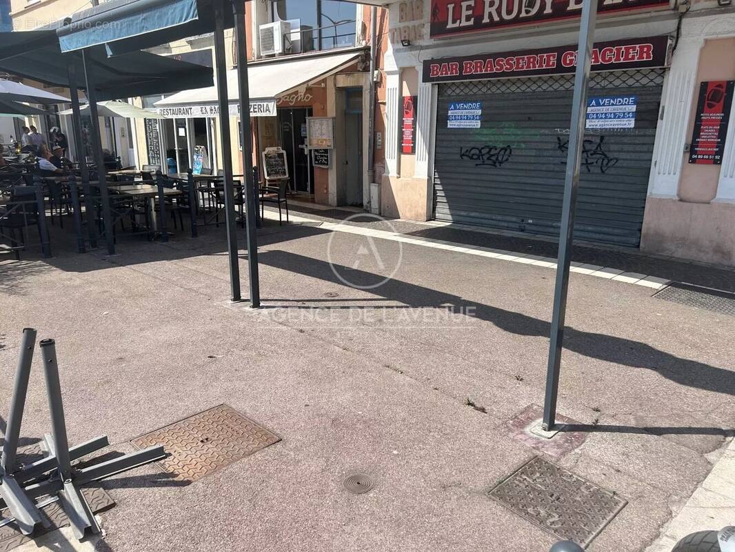 Commerce à LA SEYNE-SUR-MER