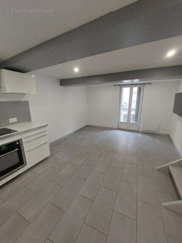 Argelès-sur-Mer   T3 rénové 54 m2, idéal résidence ou invest - photo 2